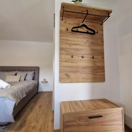 Greg's * Ilirska Bistrica