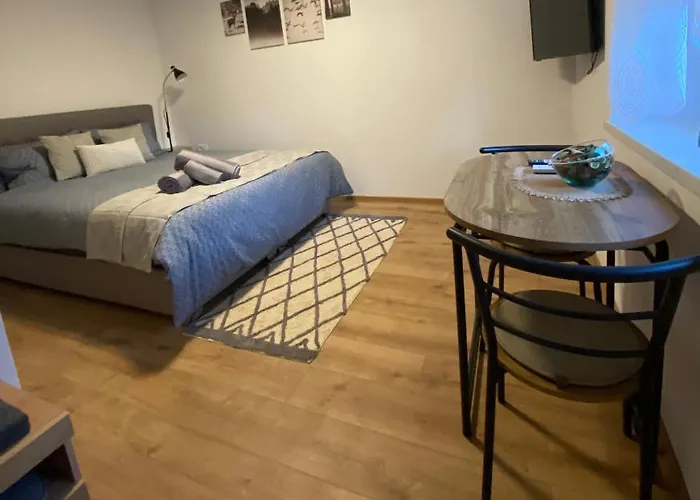 Δωμάτια σε οικογενειακή κατοικία Greg's *